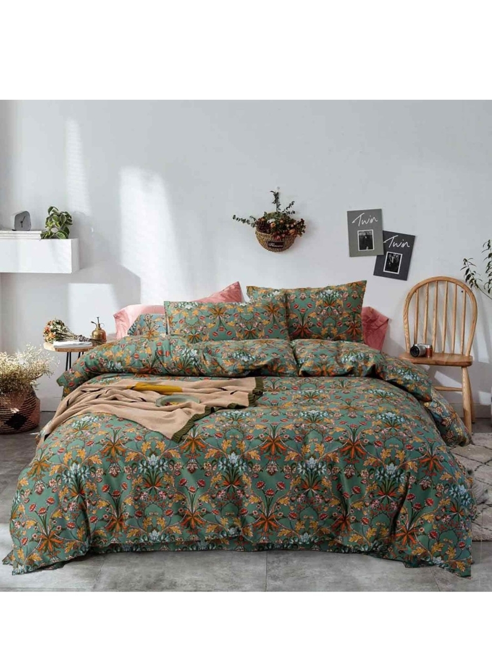 Green Floral Duvet Set with Shams